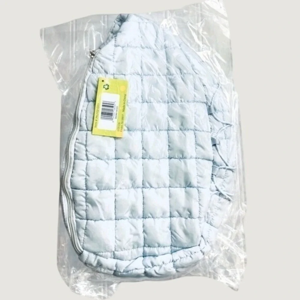 Pickle O Joe Quilted Sling Bag Dusty Gray Lightweight Adjustable Strap NWT